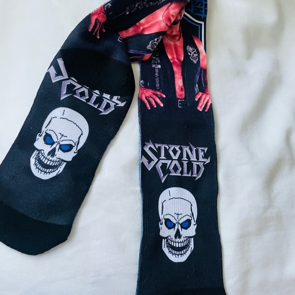 New Stone Cold Steve Austin socks - Picture 4 of 6